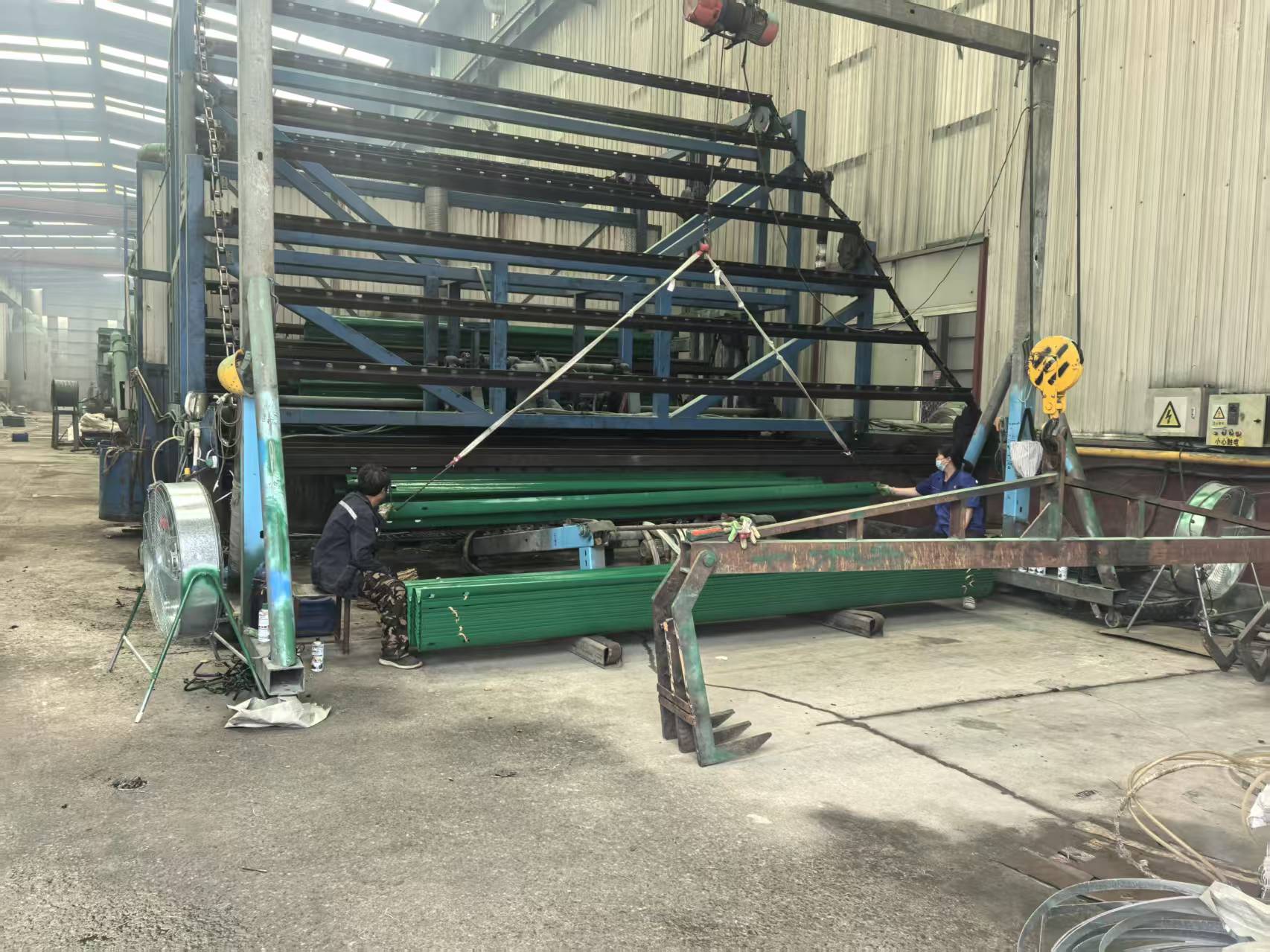 百色市波形护栏环氧锌基波形护栏 - 排名